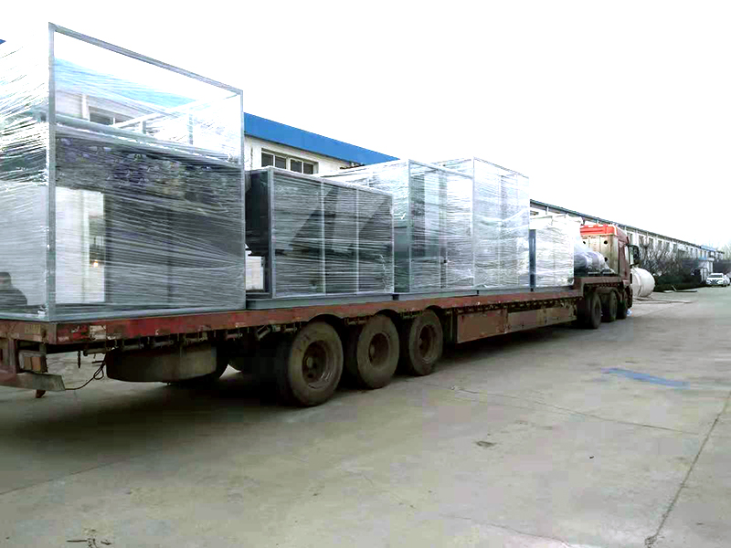 焊接除塵設(shè)備廠家，焊接車間整體通風(fēng)系統(tǒng)設(shè)備發(fā)貨