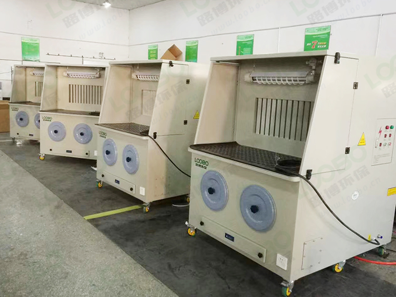 打磨除塵工作臺(tái)的日常維護(hù)要點(diǎn)要知道.jpg 打磨除塵工作臺(tái)的日常維護(hù)要點(diǎn)要知道.jpg